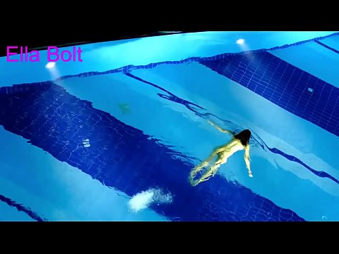 ❤️ Abdi teu tiasa ngeureunkeun nonton, pirang ngora bray ngojay buligir di ELLA bolt Resort kolam renang ️❌ porno fb dina su.nomescriativos.top ☑